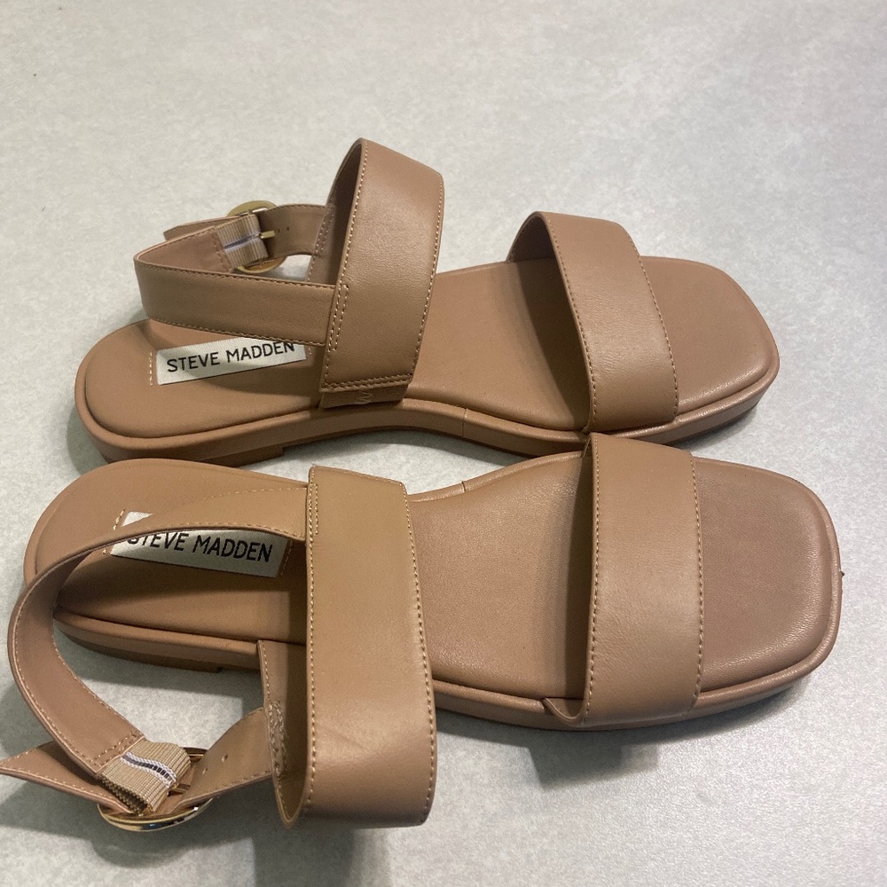 Steve Madden tan sandals